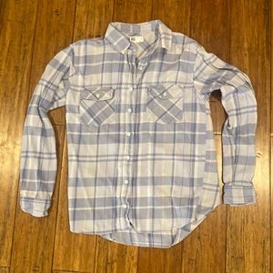 Tilly’s RSQ women small blue button down flannel shirt